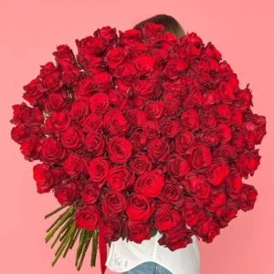 Bouquet of Red Roses Royal